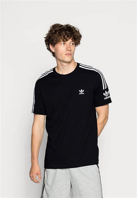 camiseta adidas originals tech.